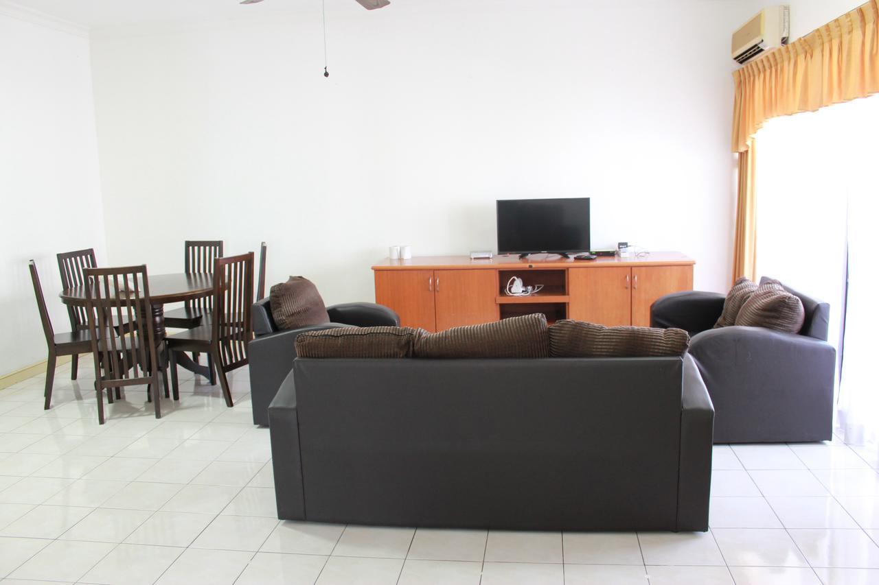 Marina Court, Kota Kinabalu, Sabah Villa Екстериор снимка