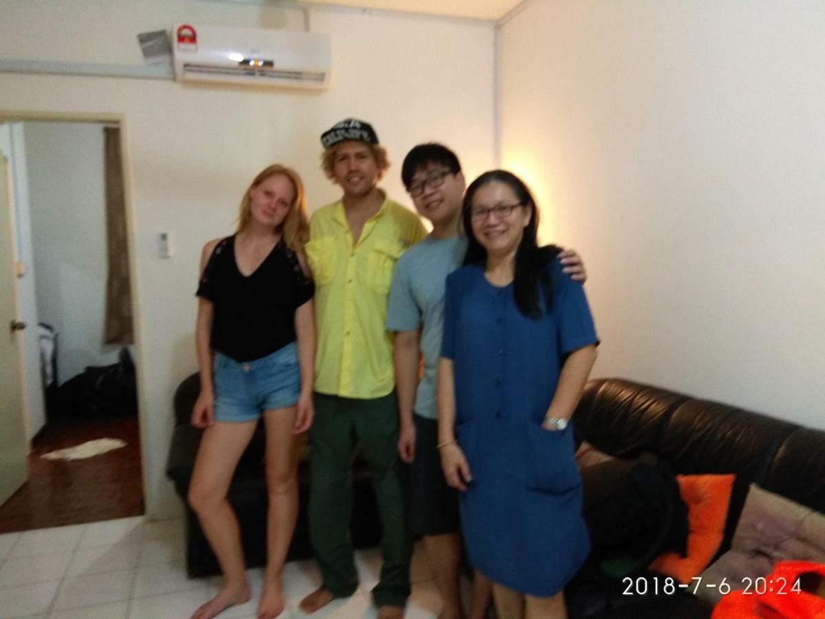 Marina Court, Kota Kinabalu, Sabah Villa Екстериор снимка